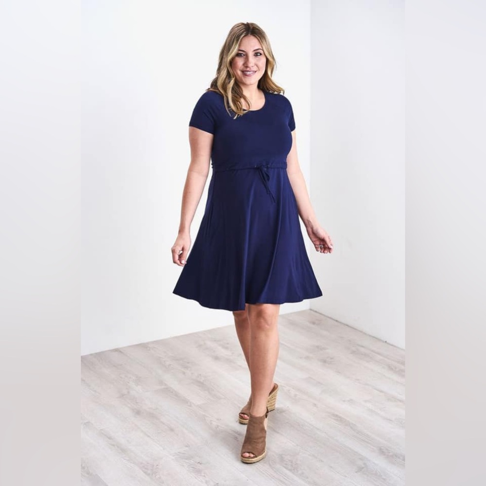 Latched Mama drawstring t-shirt maternity nursing dress with pockets - Navy